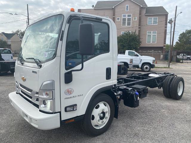 New 2024 Chevrolet Low Cab Forward 4500 XD RWD image 1
