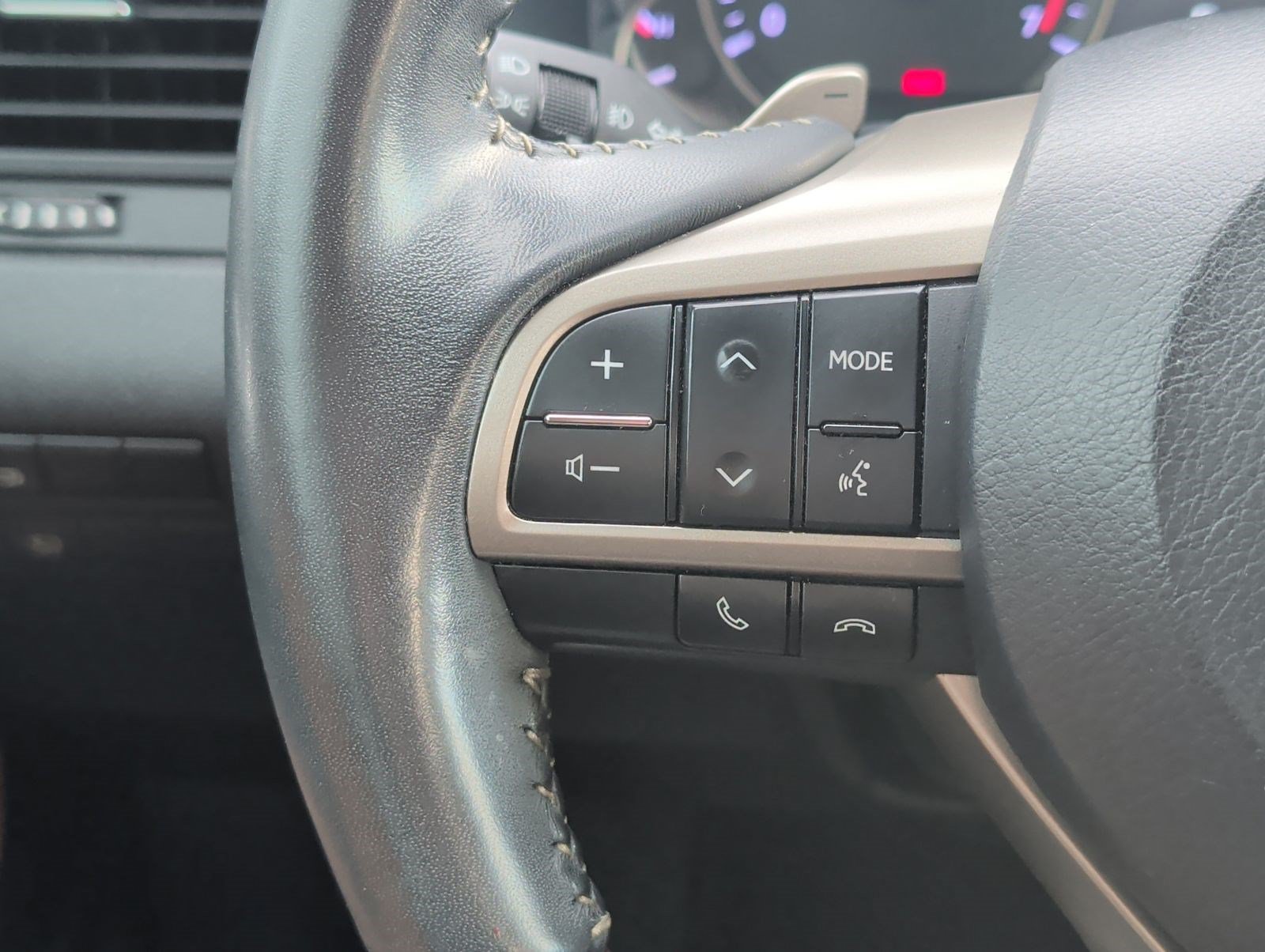 Certified 2022 Lexus RX 350 AWD w/ Premium Package image 14