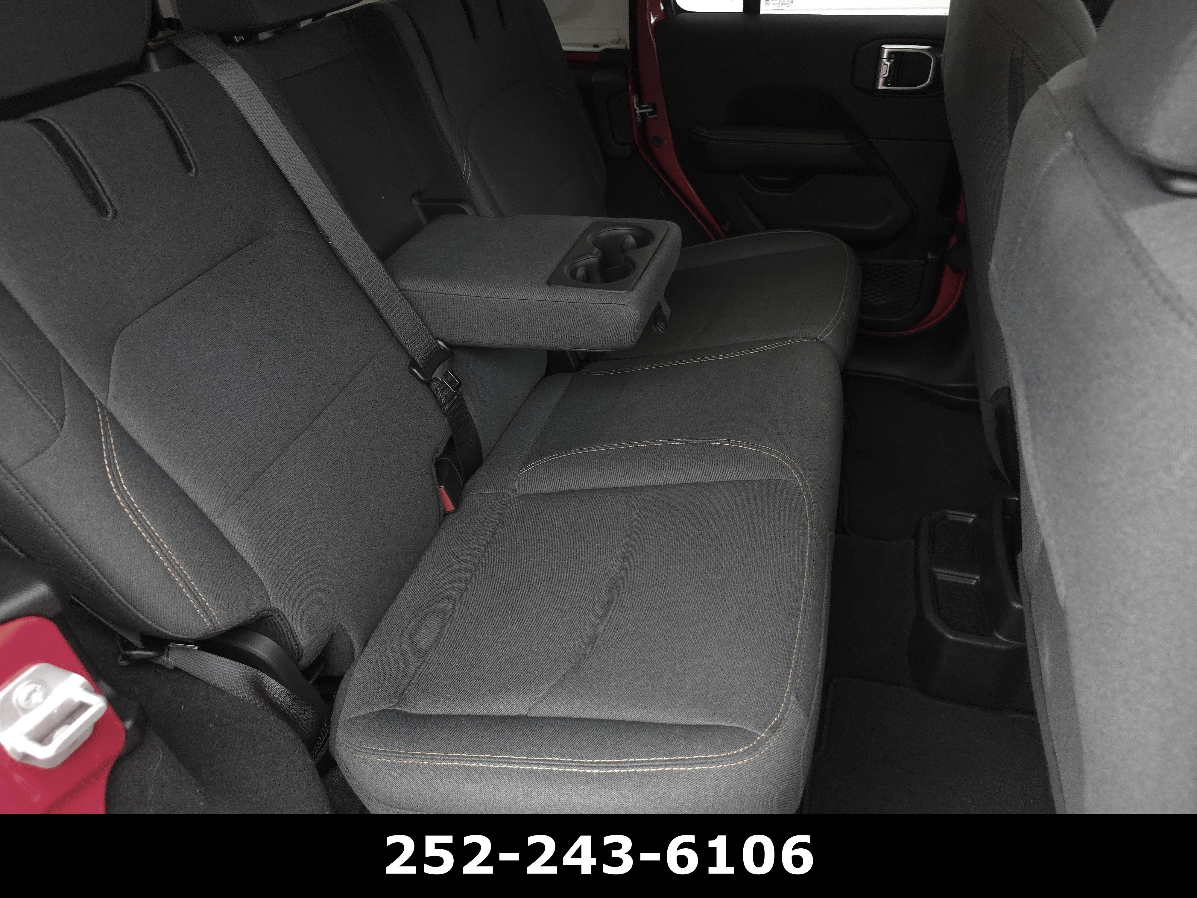 Used 2025 Jeep Wrangler Sahara w/ Safety Group image 39