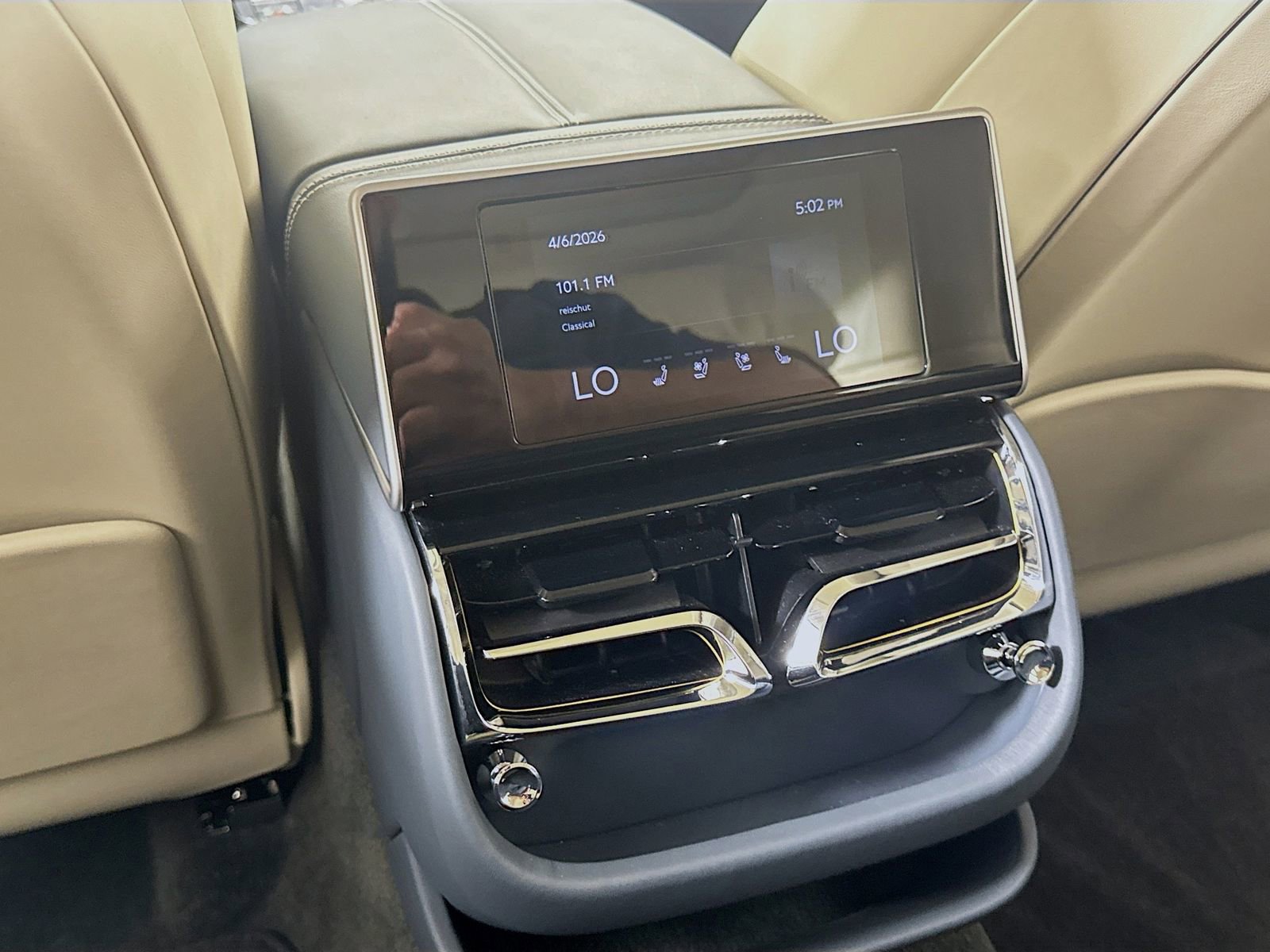 Used 2022 Bentley Flying Spur W12 image 26