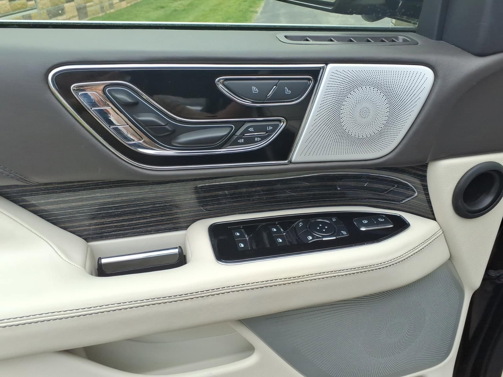Used 2024 Lincoln Navigator Black Label AWD/4WD image 15