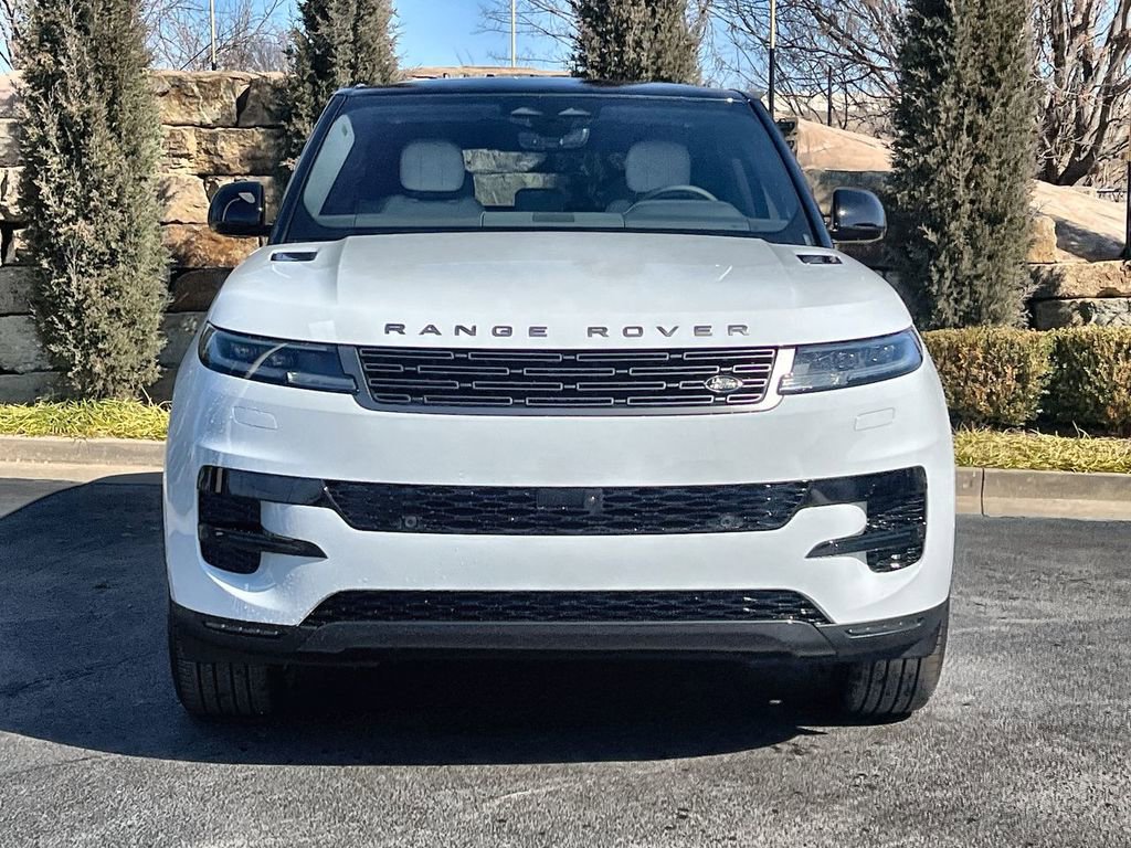 Used 2026 Land Rover Range Rover Sport SE image 8