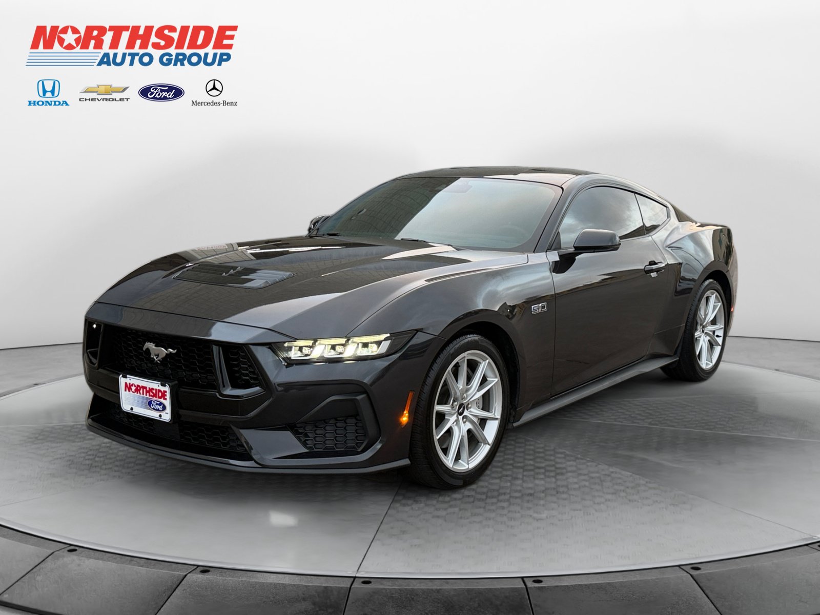 Certified 2024 Ford Mustang GT Premium RWD image 3