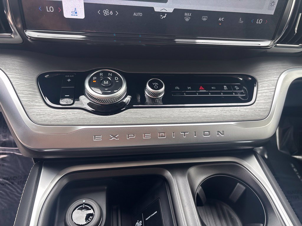 New 2027 Ford Expedition Max Platinum w/ Driver's Package AWD/4WD image 20