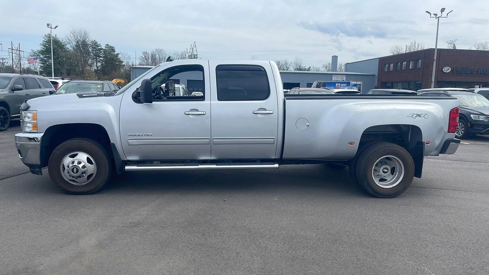 Used 2013 Chevrolet Silverado 3500 LTZ w/ LTZ Plus Package image 2