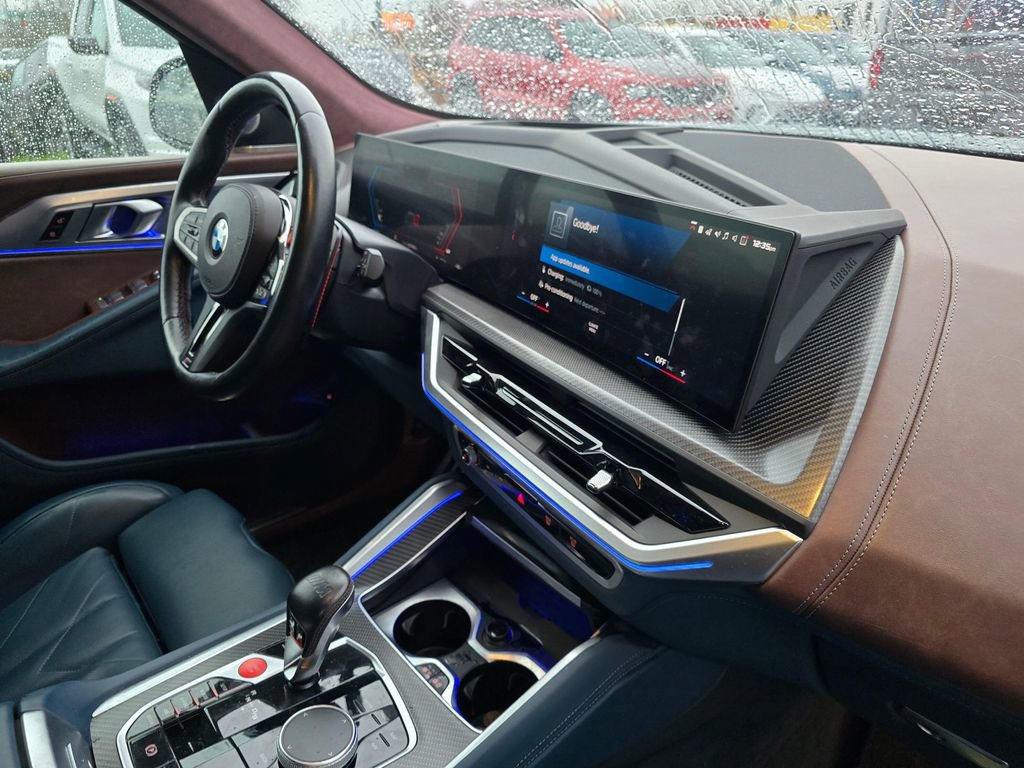 Used 2023 BMW XM image 11