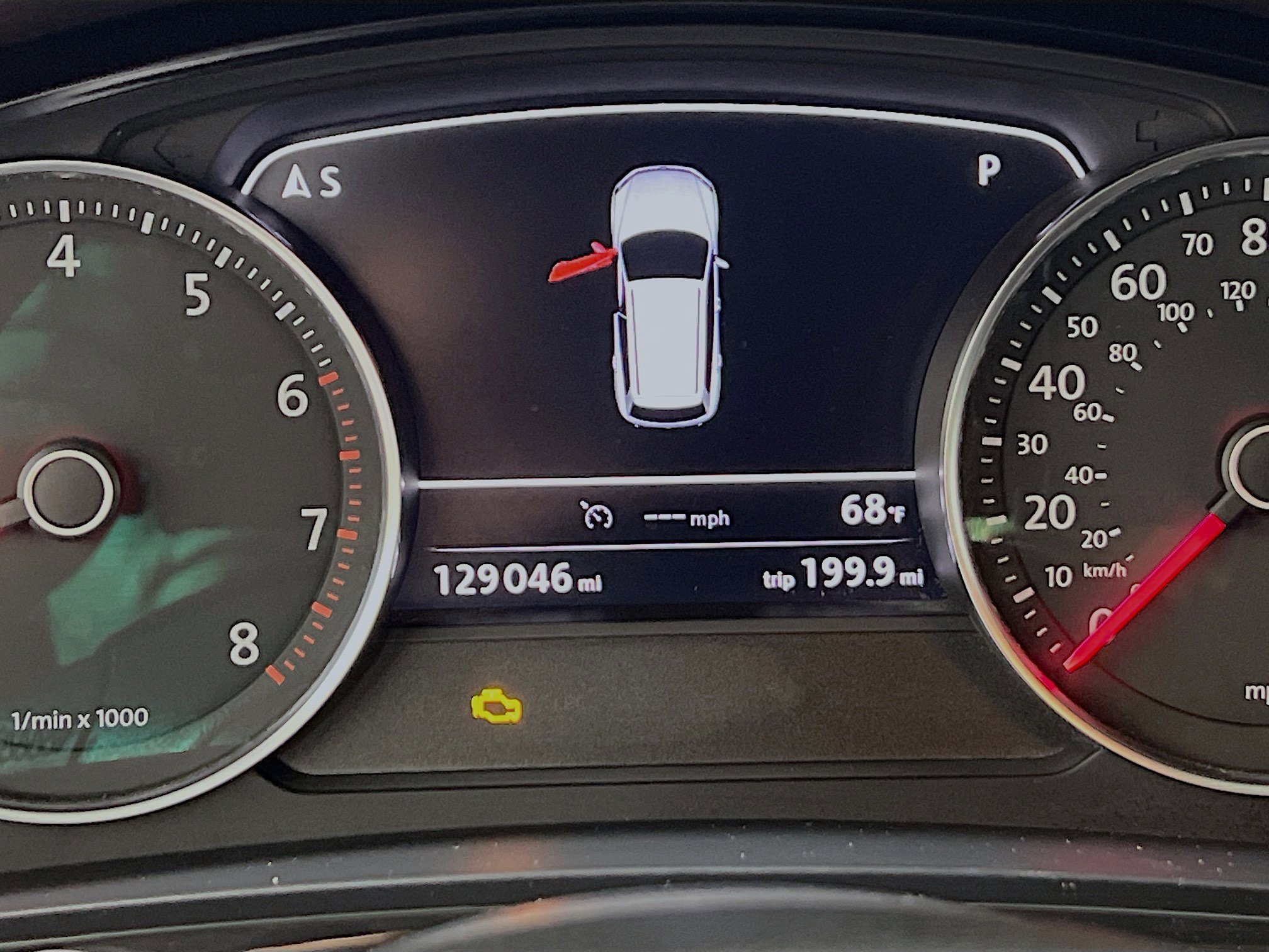 Used 2014 Volkswagen Touareg Sport image 22