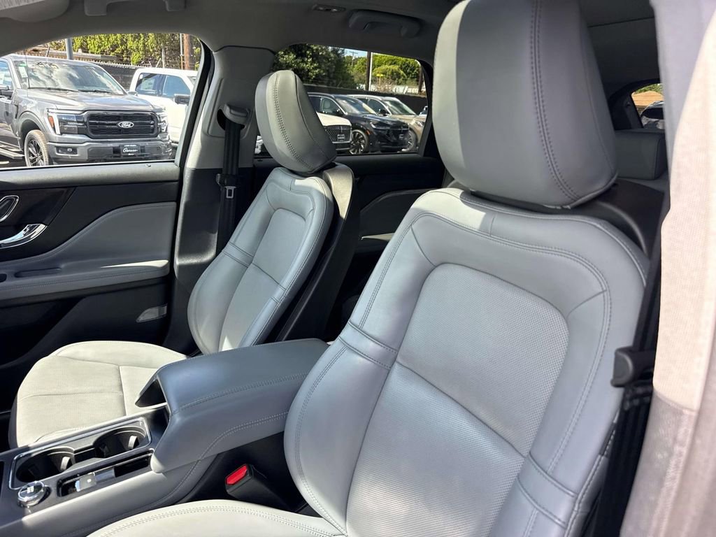 Certified 2021 Lincoln Corsair Reserve FWD image 23