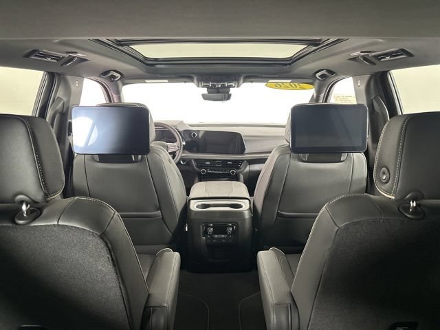 New 2026 Chevrolet Suburban Premier AWD/4WD image 28
