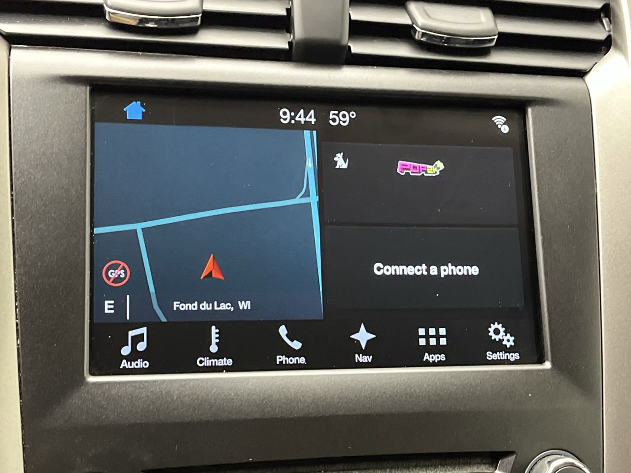 Used 2017 Ford Fusion SE w/ Equipment Group 201A FWD image 19