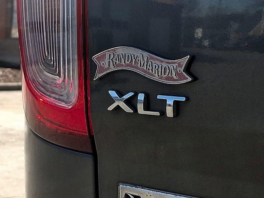 Used 2015 Ford Explorer XLT w/ Equipment Group 202B image 31