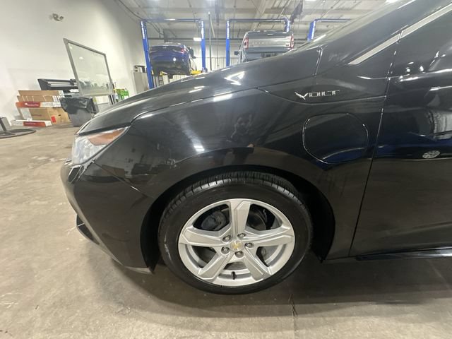 Used 2017 Chevrolet Volt LT w/ Comfort Package FWD image 23