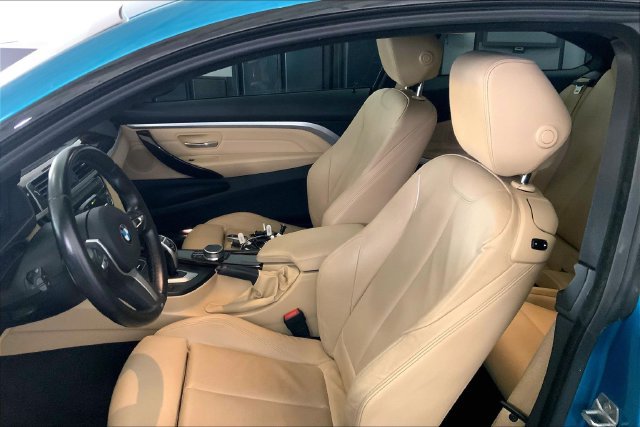 Used 2020 BMW 430i Coupe w/ M Sport Package RWD image 11