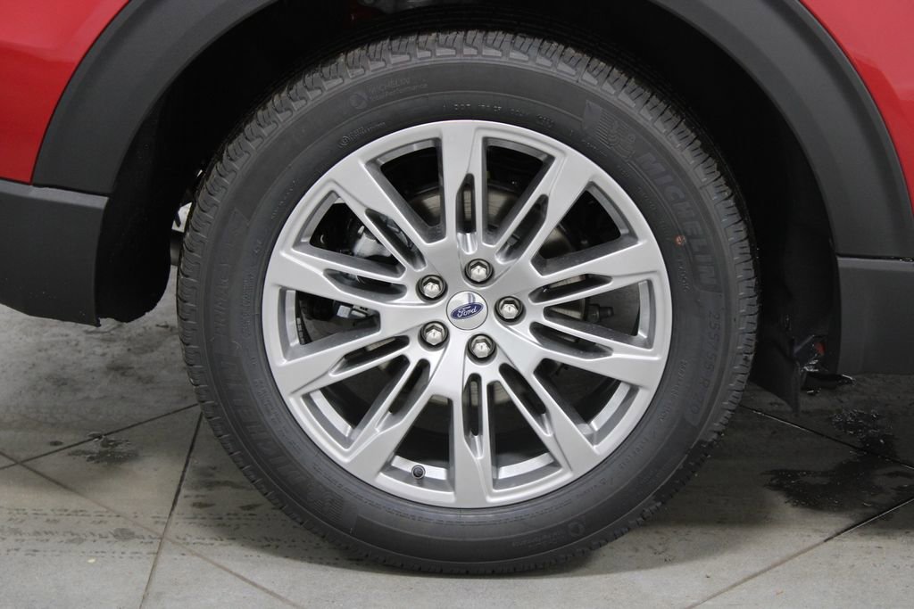 New 2026 Ford Explorer Platinum image 12