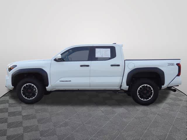 Used 2024 Toyota Tacoma TRD Off-Road AWD/4WD image 2