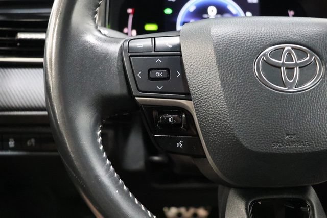 Used 2025 Toyota Camry SE FWD image 22