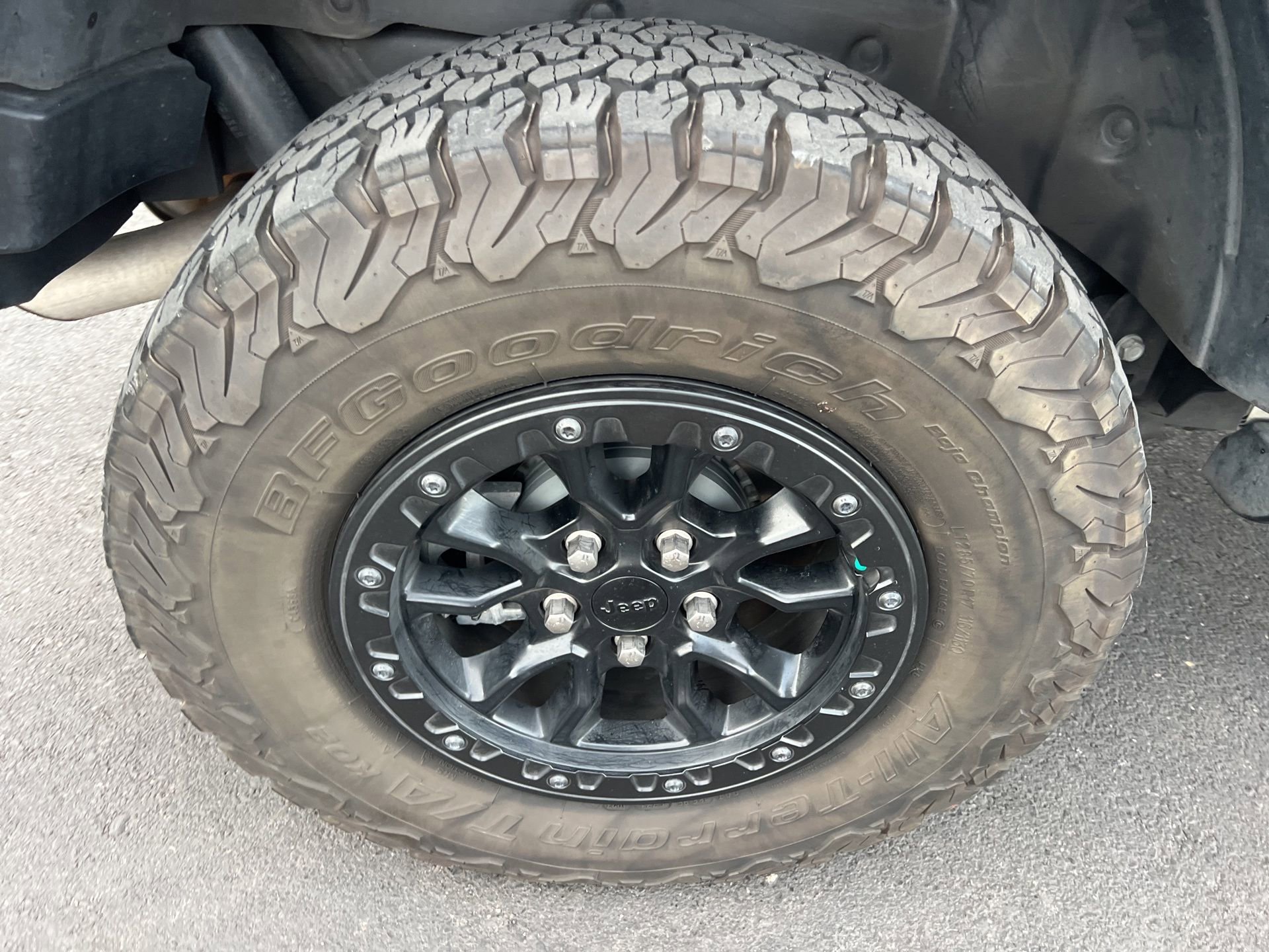 Used 2023 Jeep Wrangler Unlimited Rubicon 4xe image 16