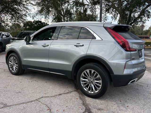 Used 2025 Cadillac XT4 Premium Luxury image 5