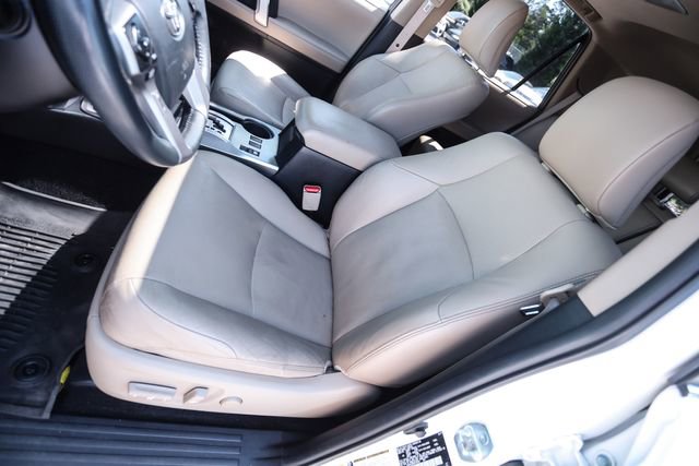 Used 2017 Toyota 4Runner Limited AWD/4WD image 38