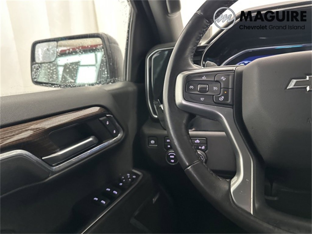 Used 2023 Chevrolet Silverado 1500 RST w/ Convenience Package II image 6