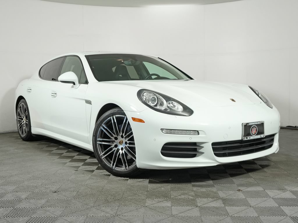 Certified 2016 Porsche Panamera Edition RWD image 9