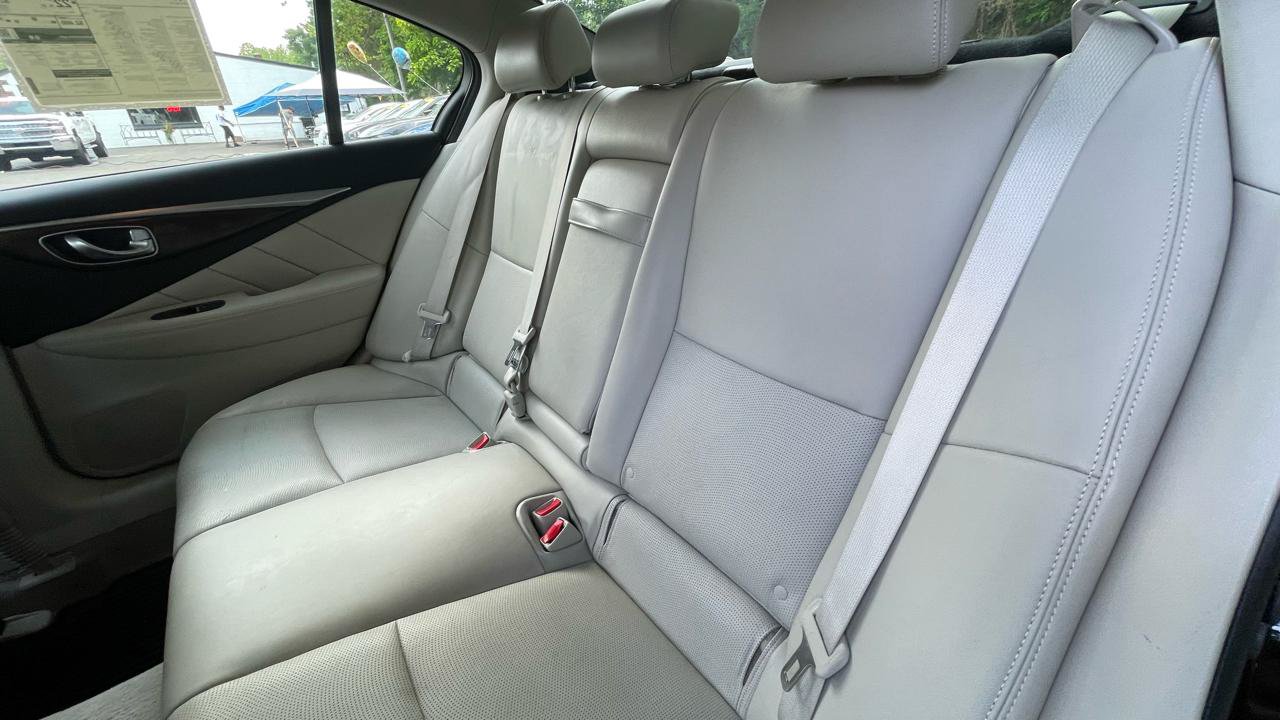 Used 2015 INFINITI Q50 Premium w/ Technology Package AWD/4WD image 20