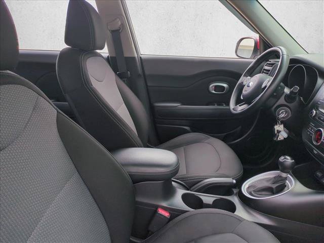 Used 2017 Kia Soul + w/ Designer's Package FWD image 19