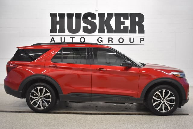 Used 2023 Ford Explorer ST-Line w/ Class IV Trailer Tow Package AWD/4WD image 2