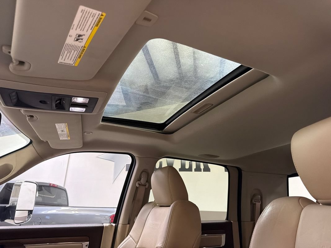 Used 2018 RAM 3500 Laramie w/ Convenience Group AWD/4WD image 25