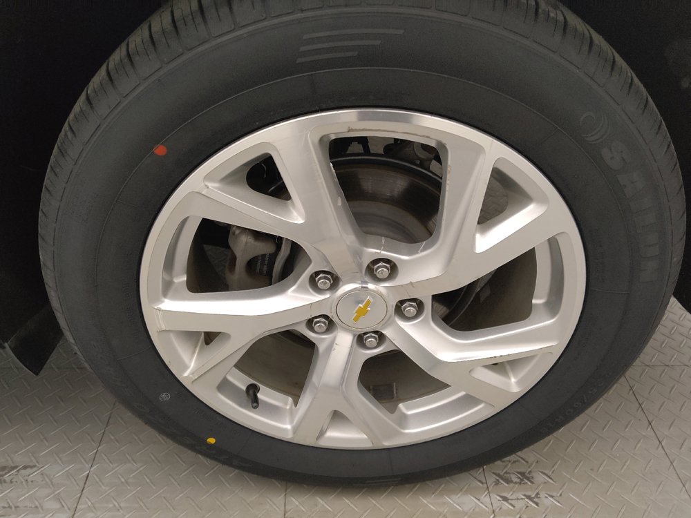 Used 2018 Chevrolet Equinox LT FWD image 31
