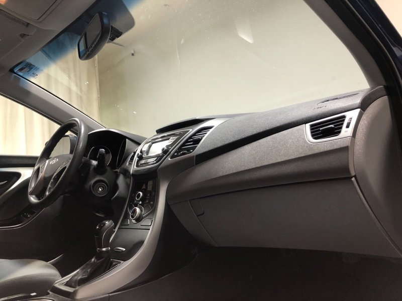 Used 2015 Hyundai Elantra SE w/ Option Group 02 image 13