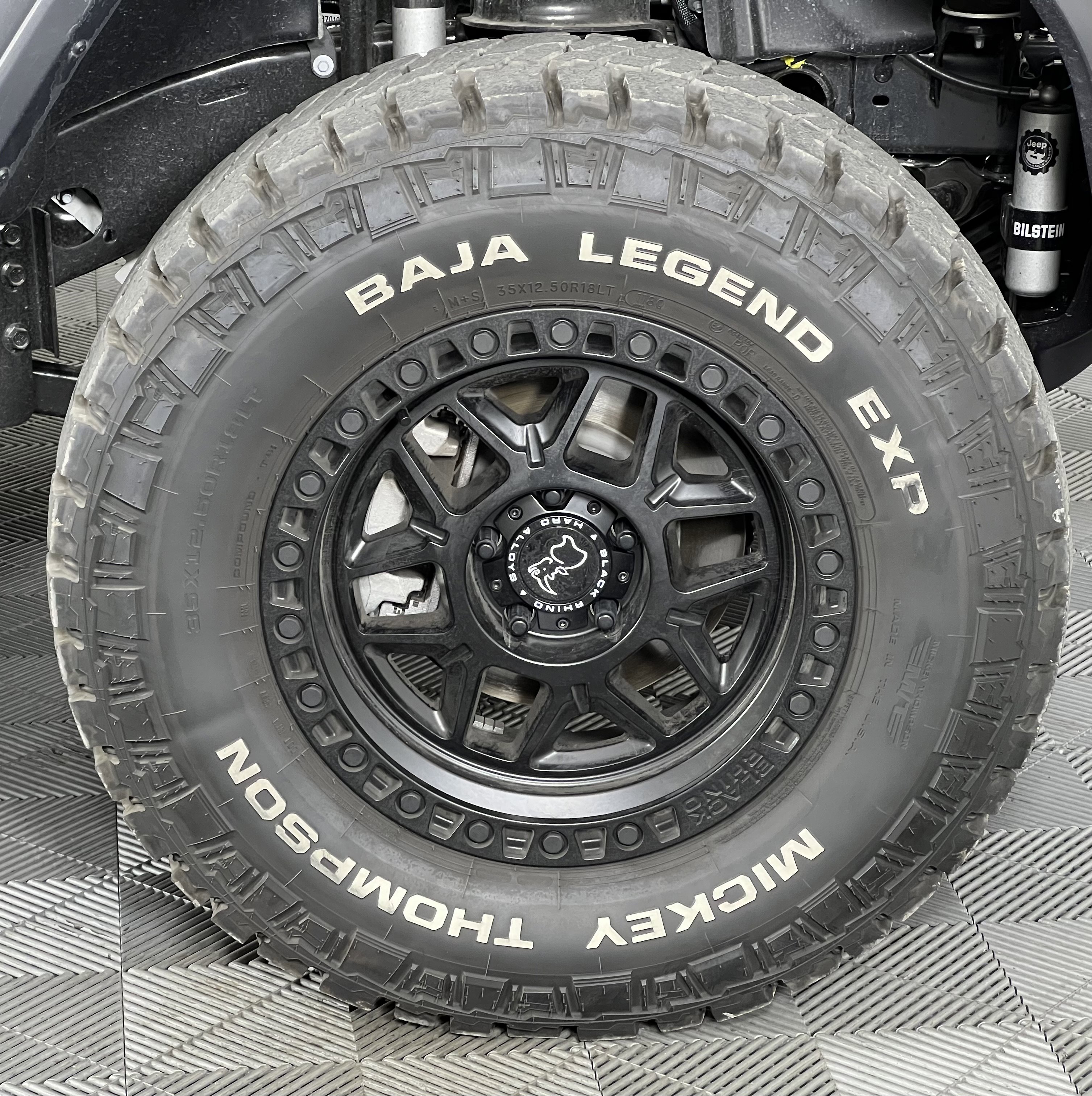 Used 2025 Jeep Wrangler Unlimited Sport AWD/4WD image 14