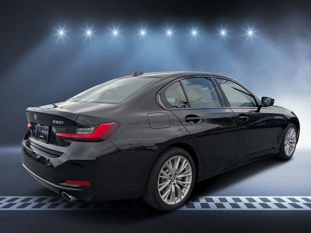 Used 2024 BMW 330i xDrive Sedan w/ Convenience Package image 3
