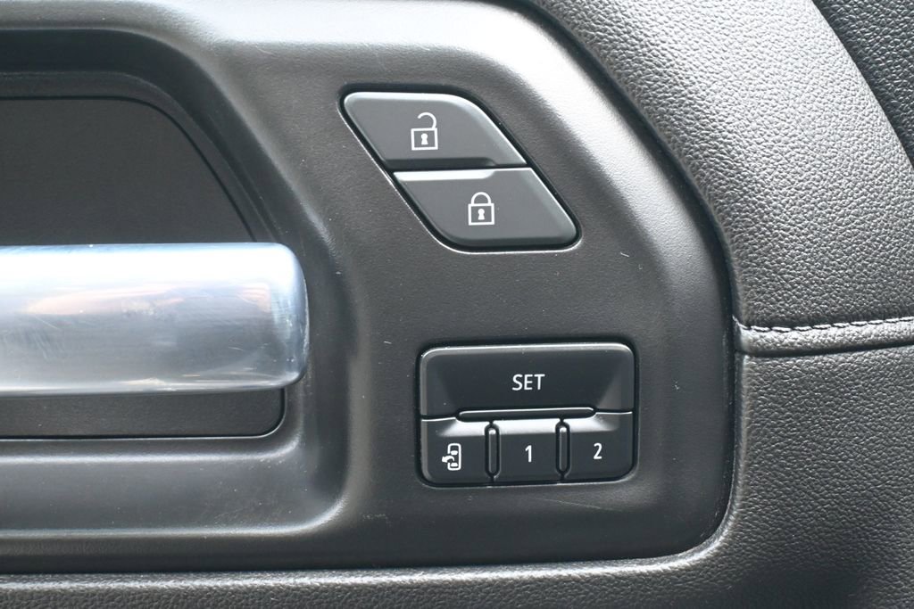 Used 2023 GMC Sierra 2500 Denali w/ Denali Black Diamond Edition image 27