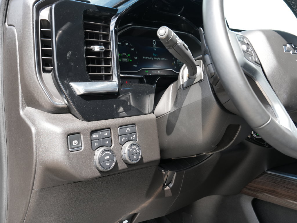 Used 2024 Chevrolet Silverado 1500 RST w/ Convenience Package II AWD/4WD image 31