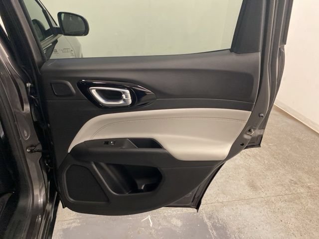 Used 2023 Jeep Compass Limited w/ Sun and Sound Group AWD/4WD image 28