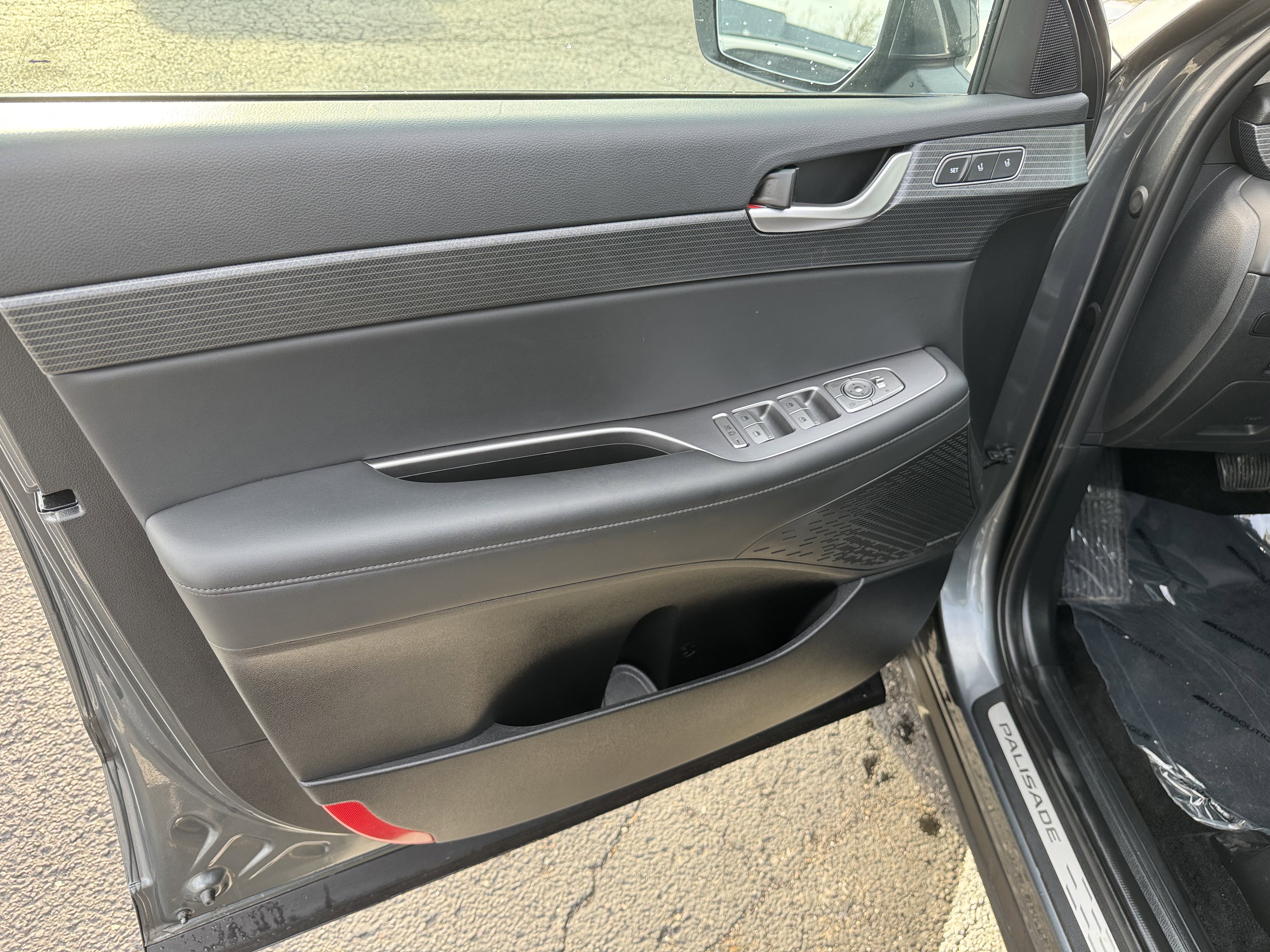 Used 2023 Hyundai Palisade Limited image 28
