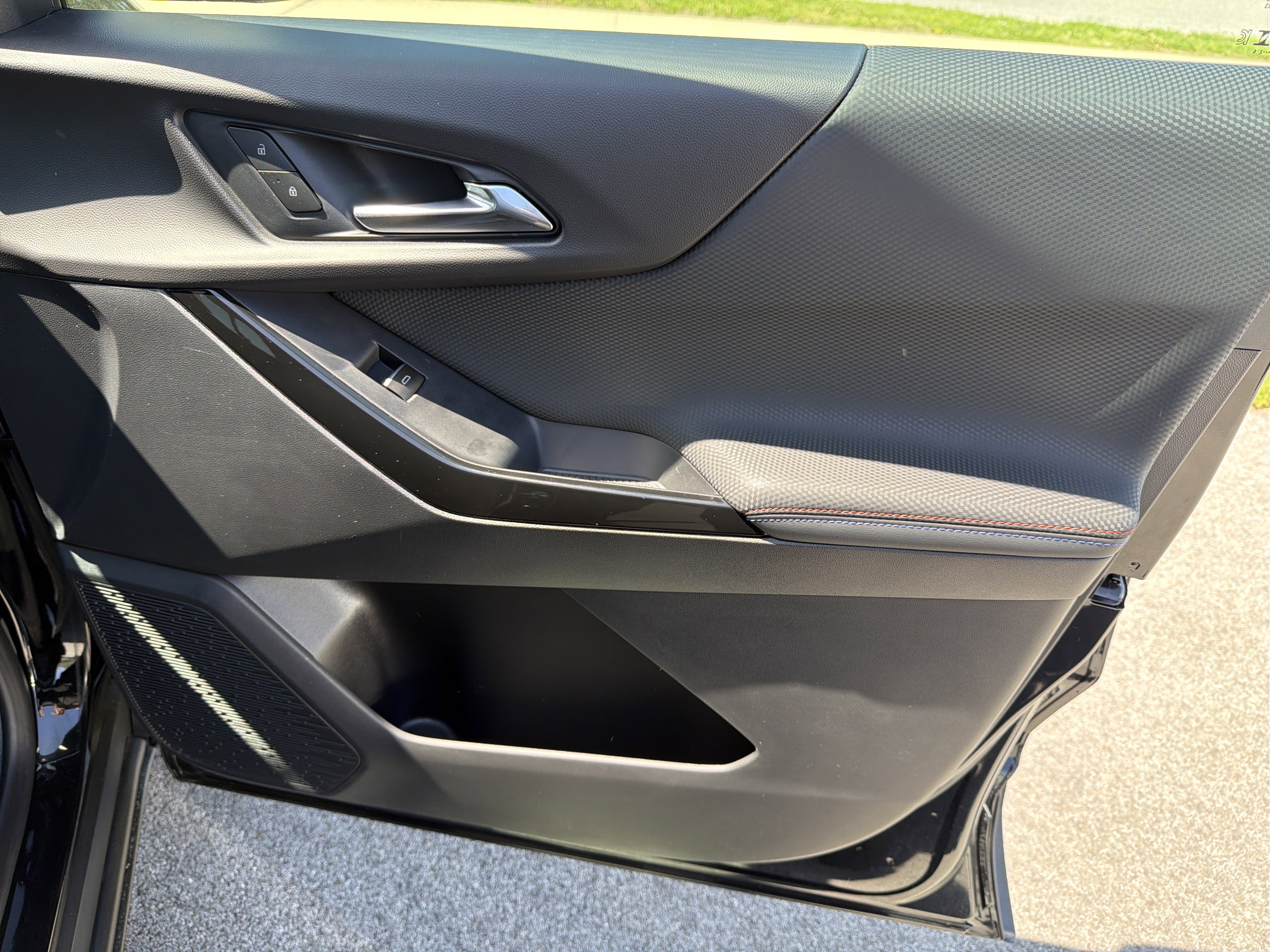 Used 2026 Chevrolet Equinox RS FWD image 68