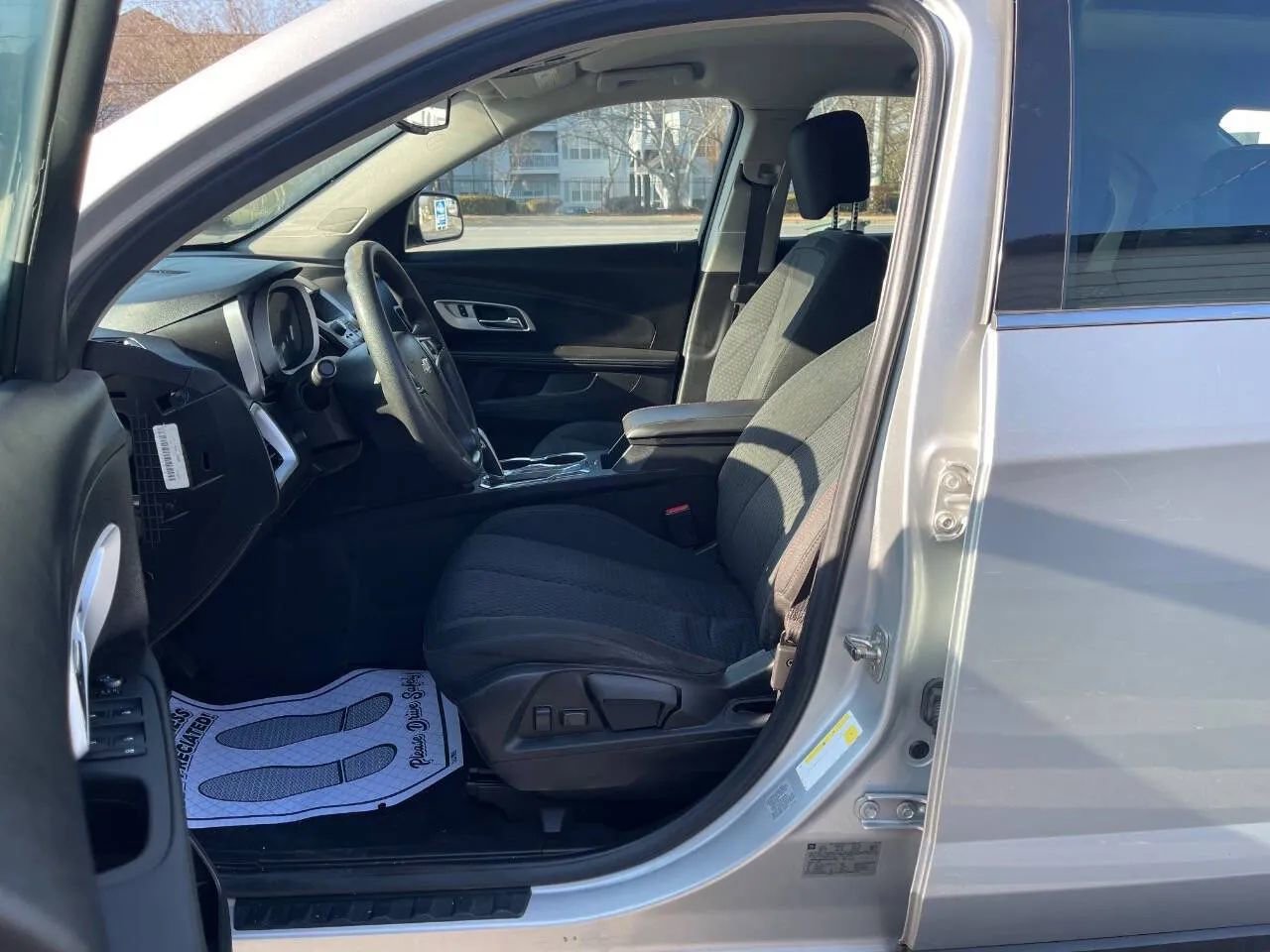 Used 2013 Chevrolet Equinox LS image 14