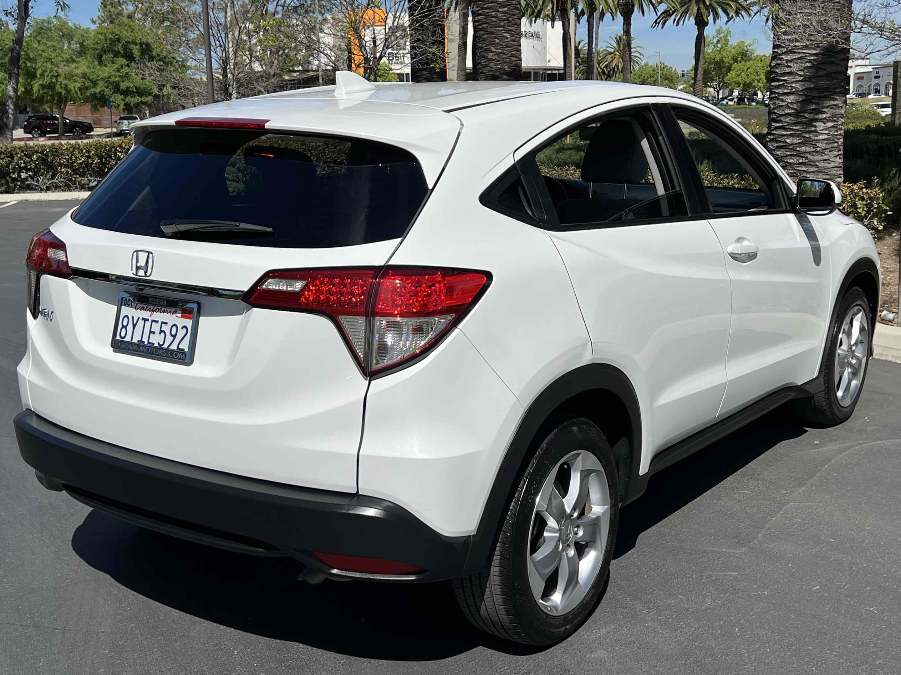 Used 2022 Honda HR-V LX image 13