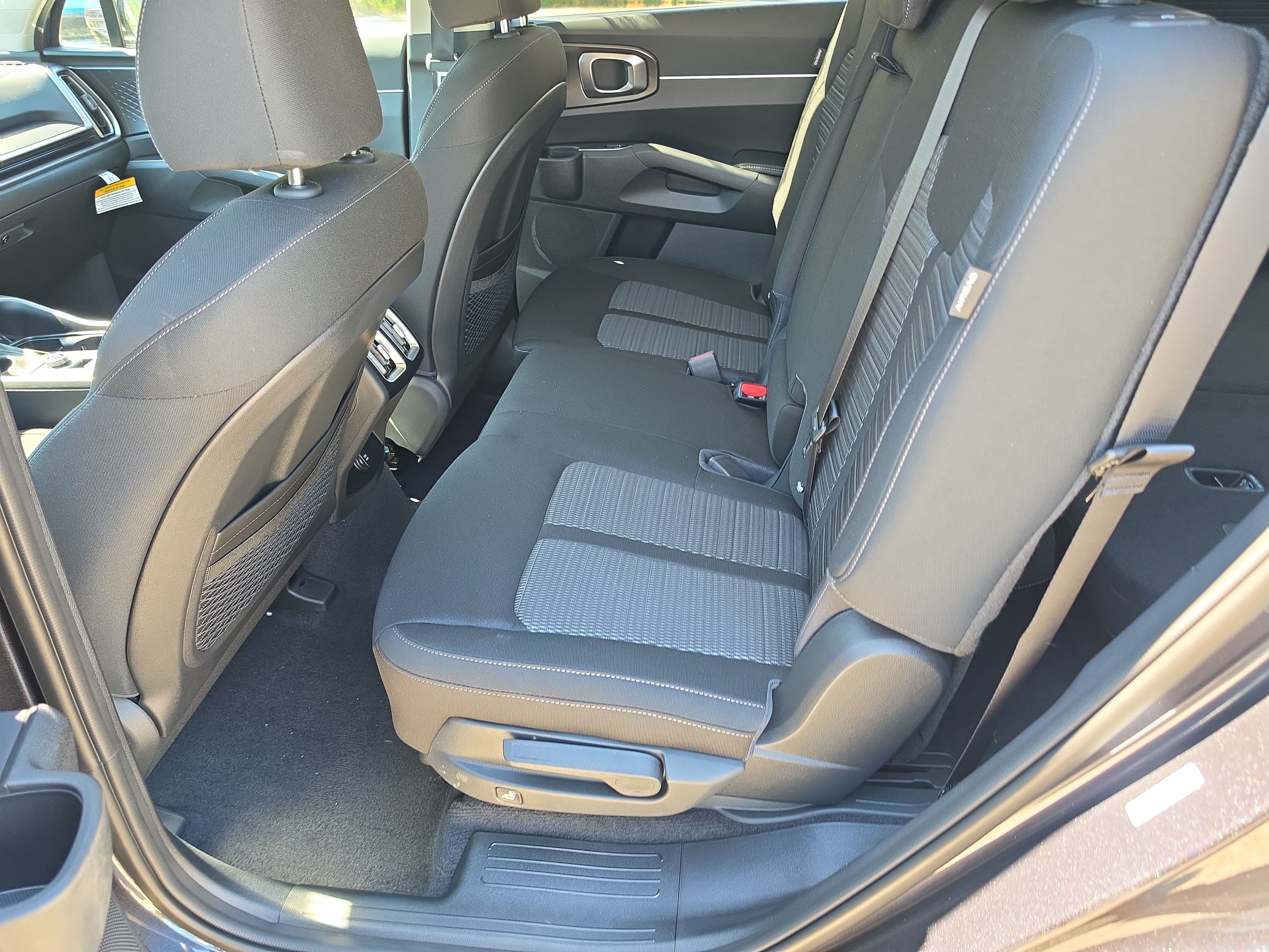 New 2026 Kia Sorento LX FWD image 16