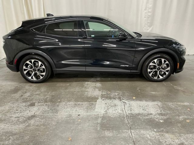 Used 2024 Ford Mustang Mach-E Select image 2