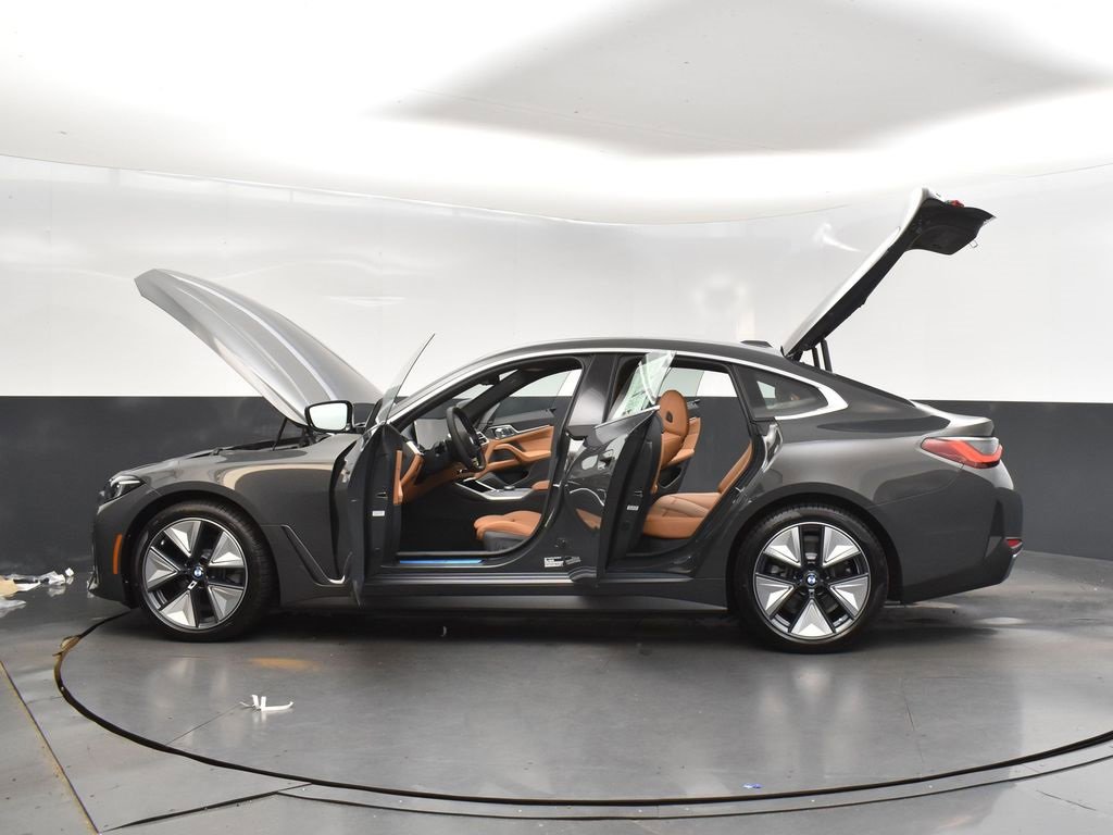 New 2025 BMW i4 eDrive40 w/ Premium Package image 46