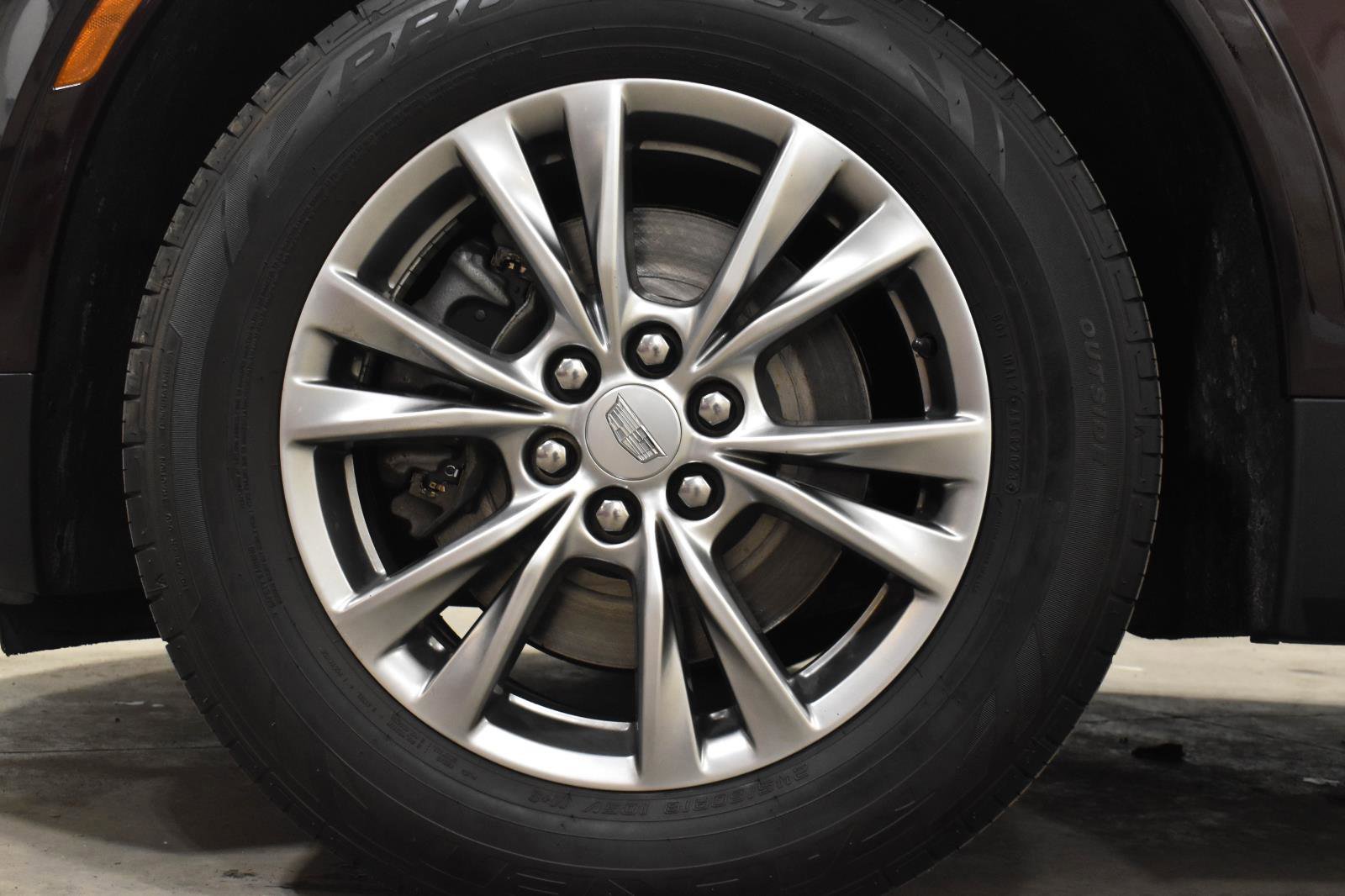 Used 2021 Cadillac XT5 Premium Luxury w/ LPO, Floor Liner Package FWD image 33