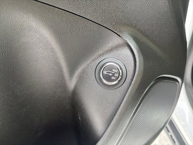 Certified 2021 Buick Encore GX Essence w/ Advanced Technology Package image 17