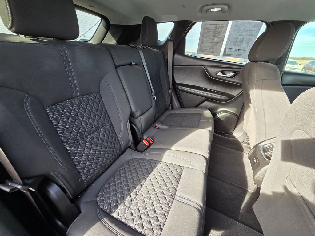 Used 2021 Chevrolet Blazer LT image 32