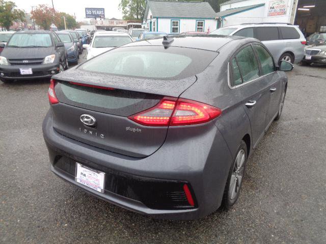 Used 2018 Hyundai Ioniq Limited image 16