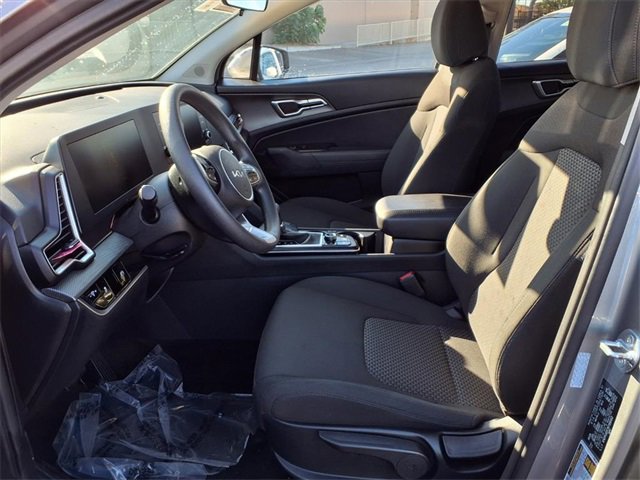 Used 2024 Kia Sportage LX image 13