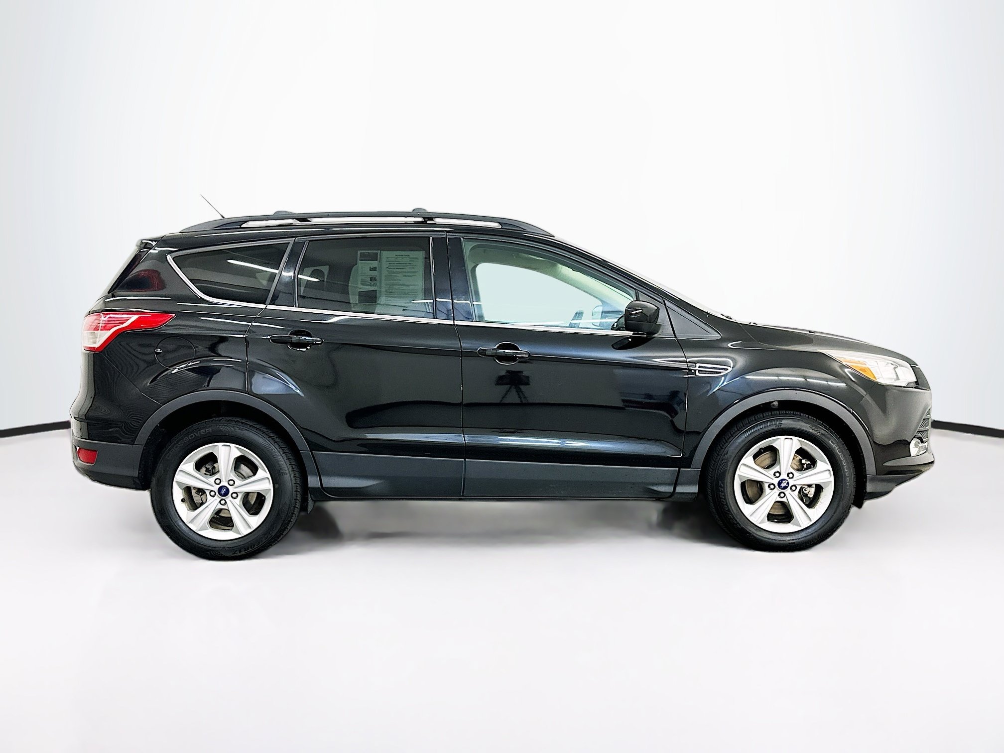 Used 2016 Ford Escape SE w/ Equipment Group 201A AWD/4WD image 10