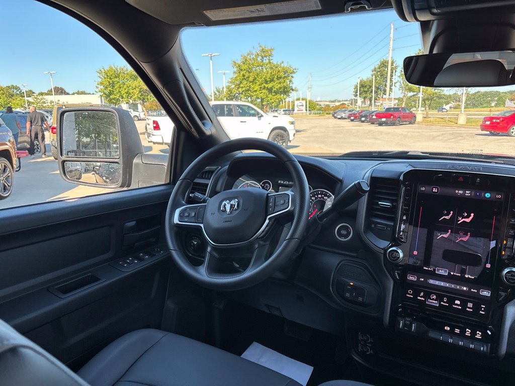 New 2027 RAM 3500 Tradesman AWD/4WD image 25
